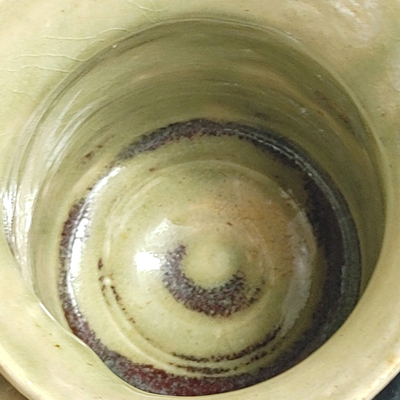 Vintage Green Art Pottery Round Stoneware Coffee Mug Signed by Artist - Picture 5 of 8